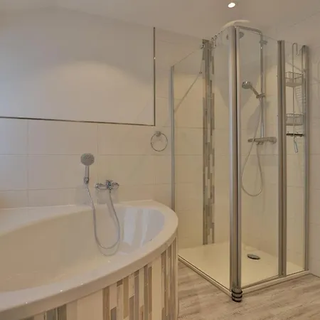 Apartamento Ostseehaus Sabine Groß Schwansee