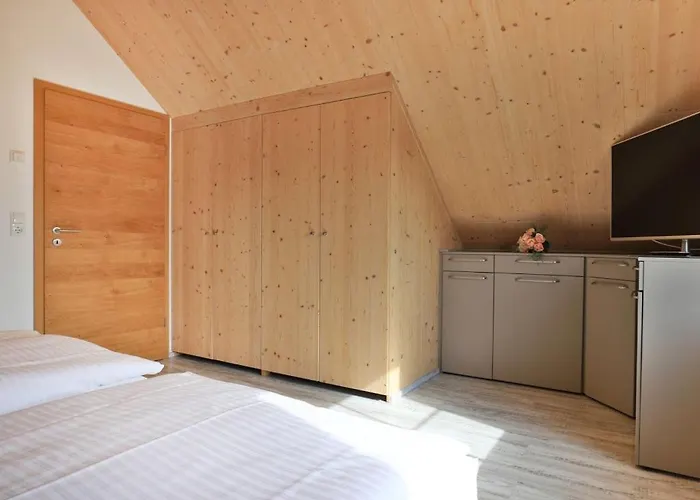 Ostseehaus Sabine * Groß Schwansee